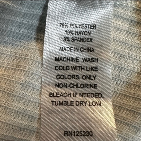 NWT CALI BE Sweater, girl size S with mock neckline - Picture 4 of 5